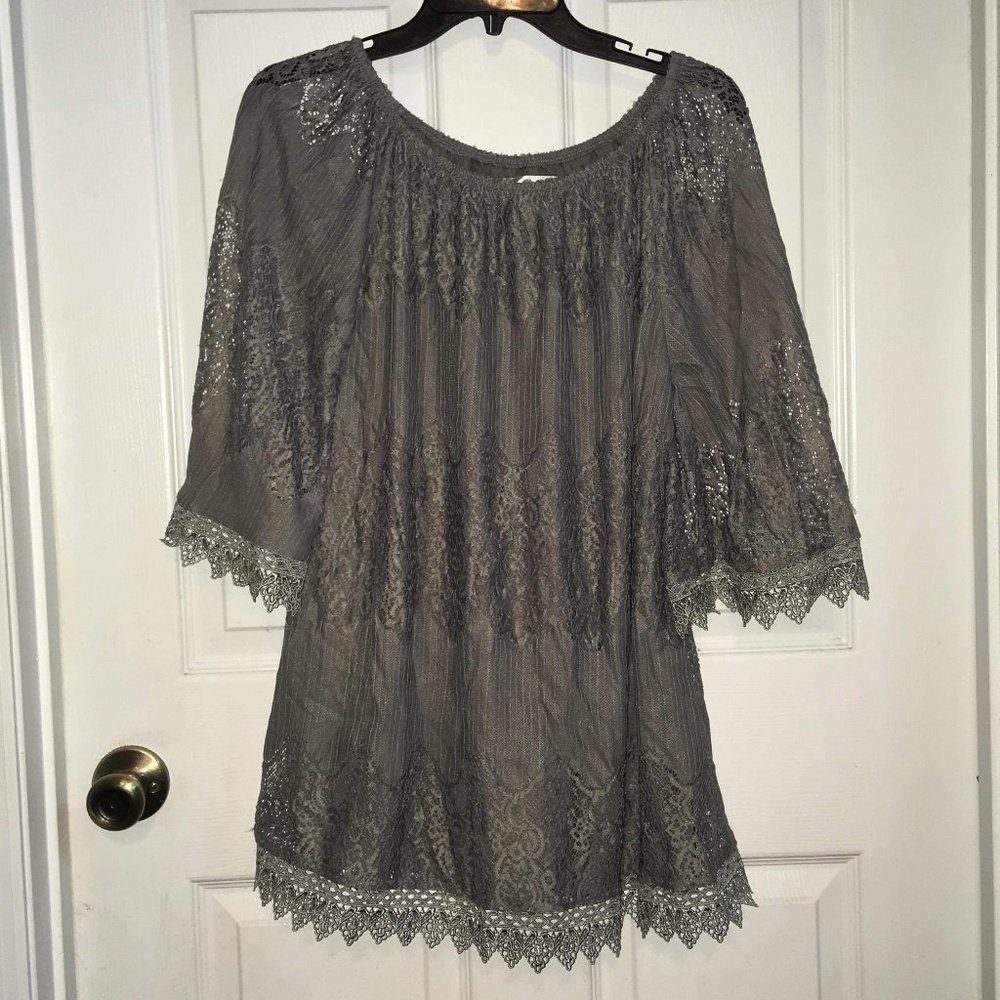 Like New Top by Sassybling Large